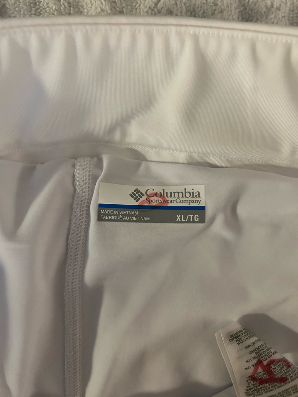 Columbia White Women's Athletic Skort - Picture 4 of 4